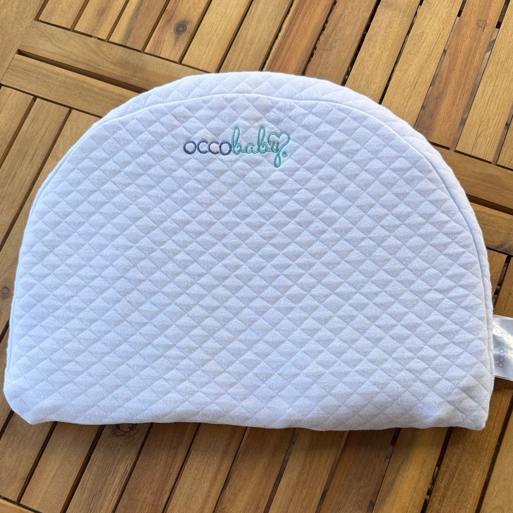 Occobaby White Quilted Pillow